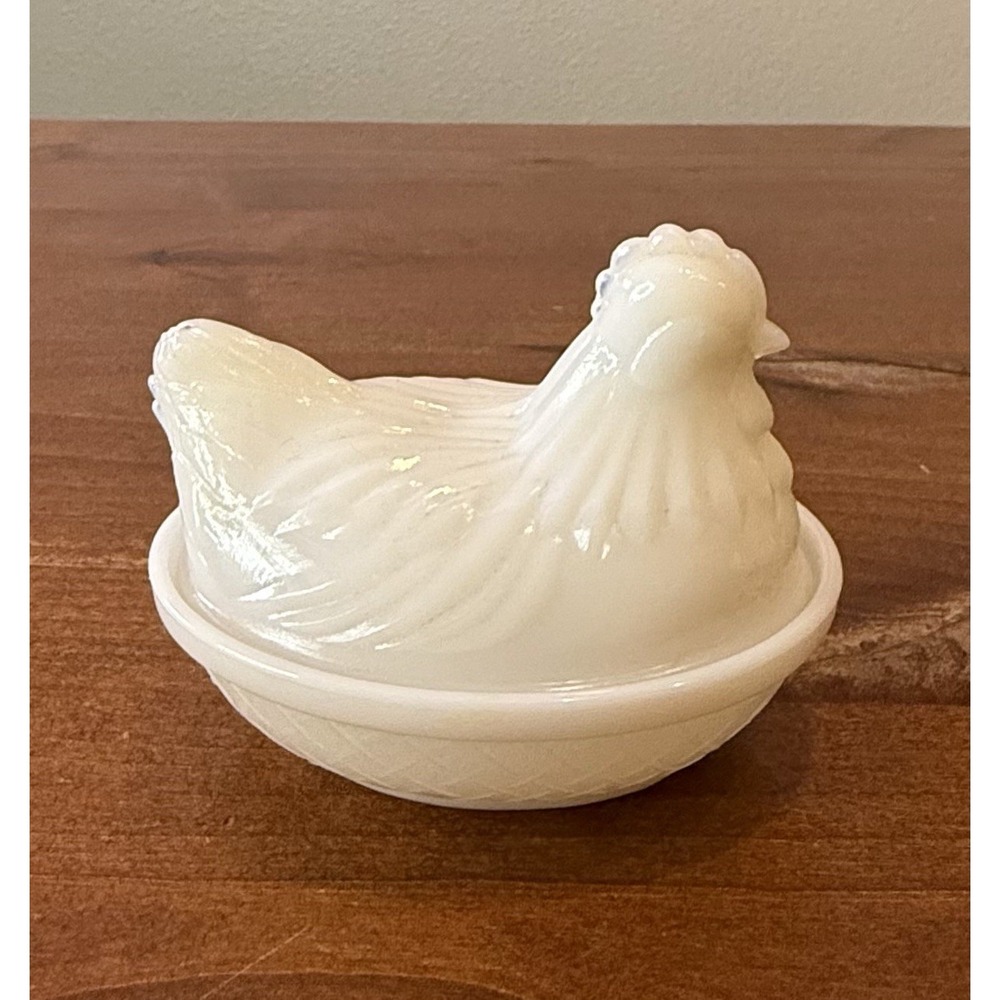 Hazel-Atlas Small White Milk Glass VTG Chicken Hen On Nest Candy/Trinket Dish